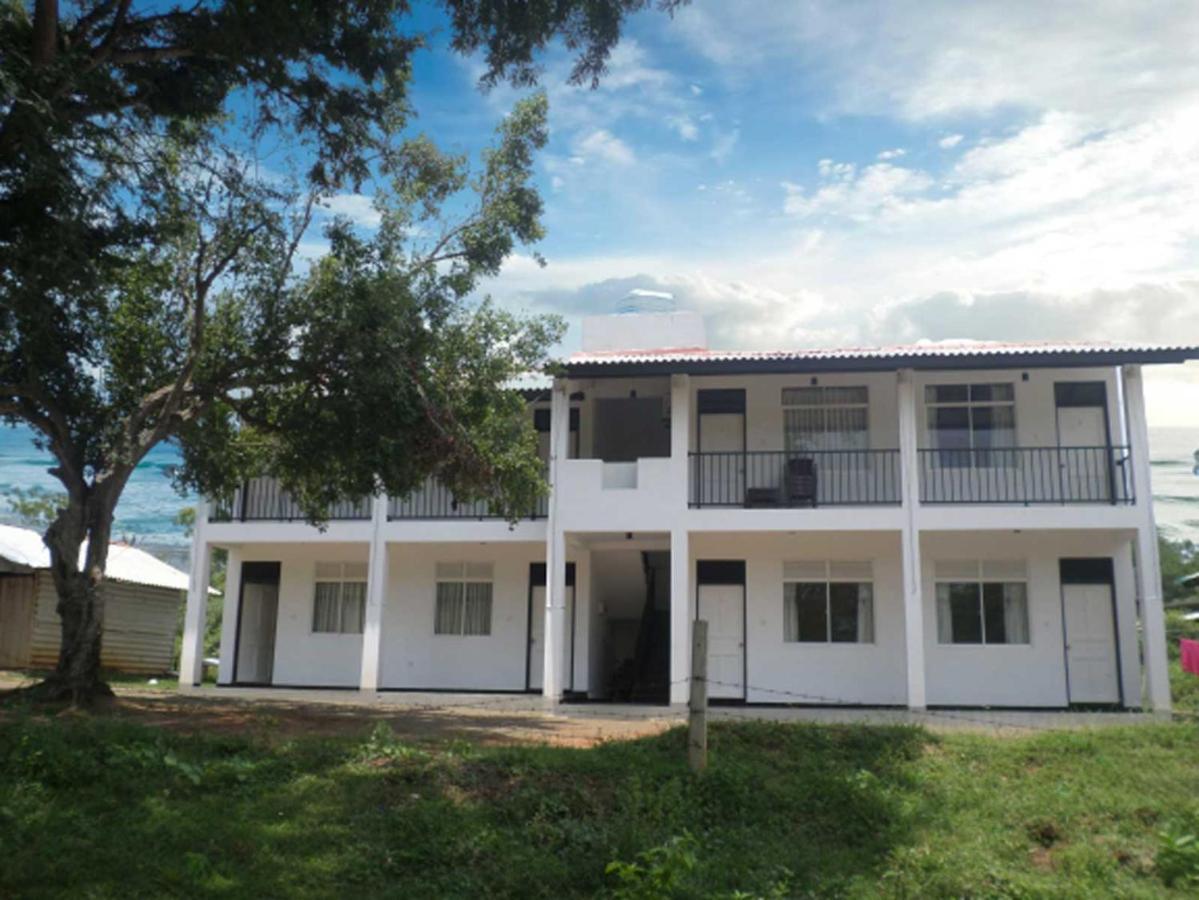 Romana Rest Kataragama Buitenkant foto