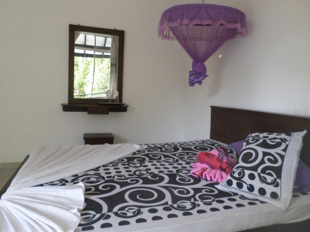 Romana Rest Kataragama Buitenkant foto