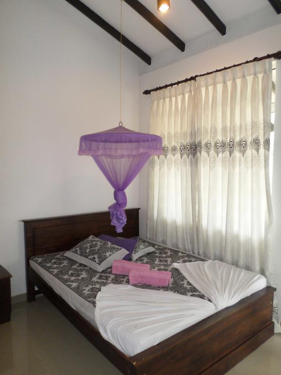 Romana Rest Kataragama Buitenkant foto